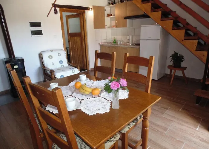 Dom wakacyjny In Near Starigrad Paklenica