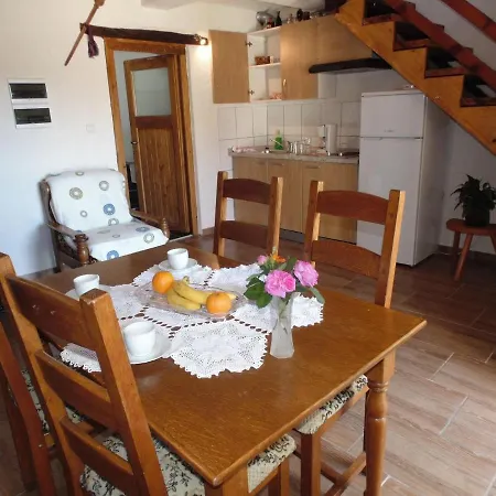 Casa vacanze In Near Starigrad Paklenica
