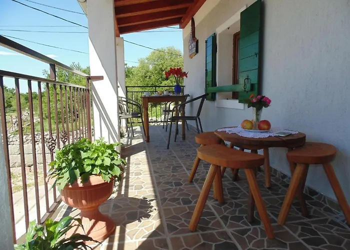 In Near Semesterbostad *