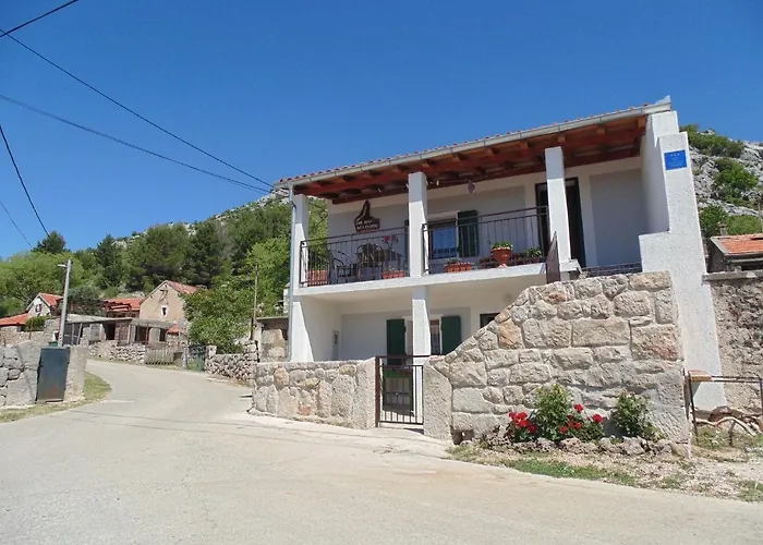 Semesterbostad In Near Starigrad Paklenica
